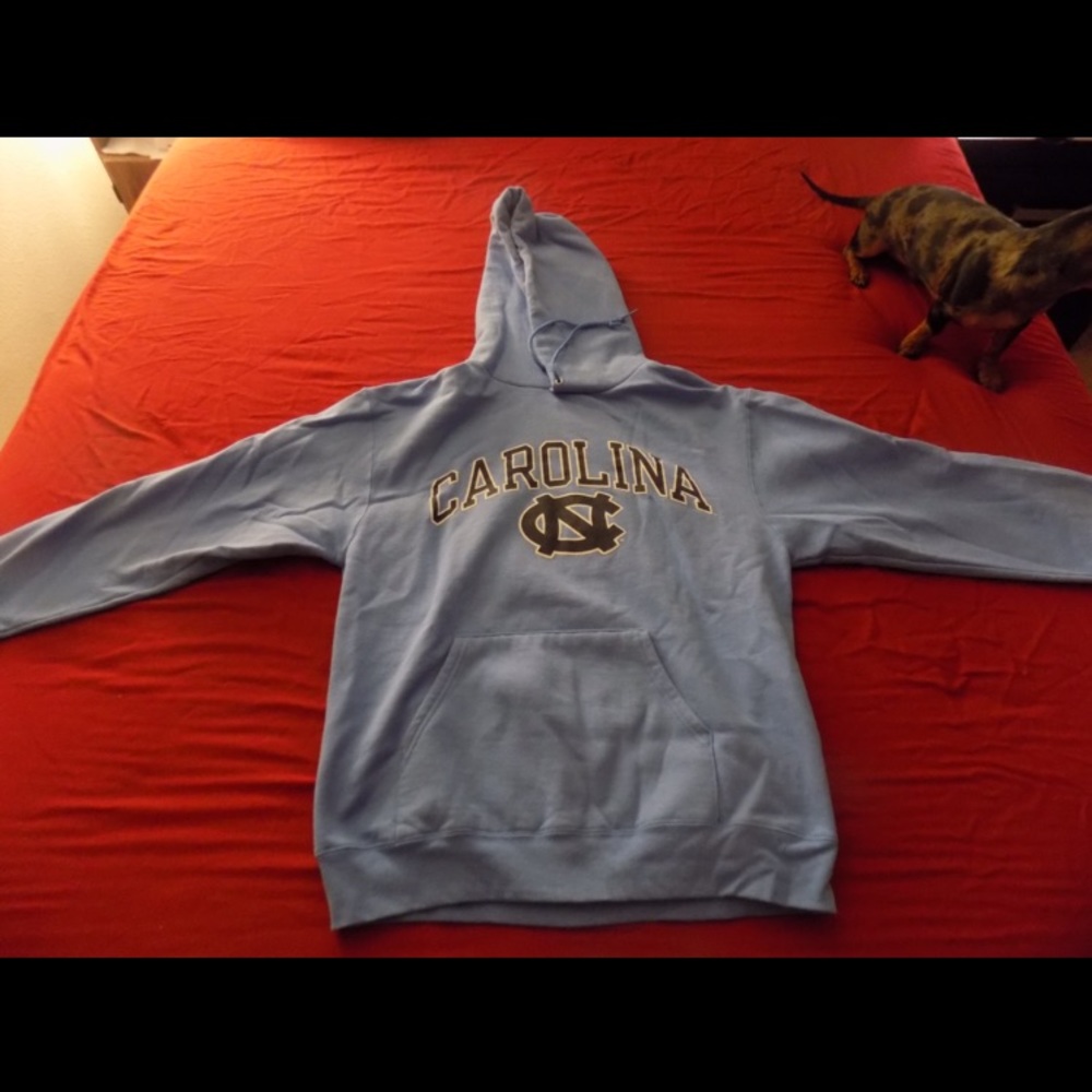 University of North Carolina Tar Heels Sweatshirt